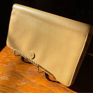 CHANEL Vintage Beige Caviar Leather long bifold wallet in Chanel box